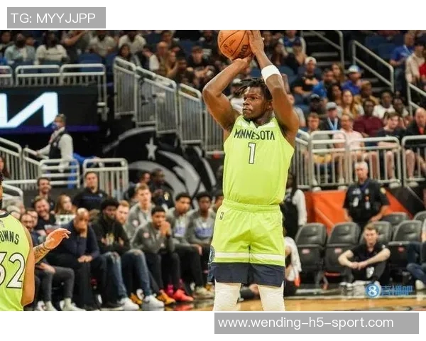 爱德华兹首节表现不佳7投仅中2三分球全失正负值为负六